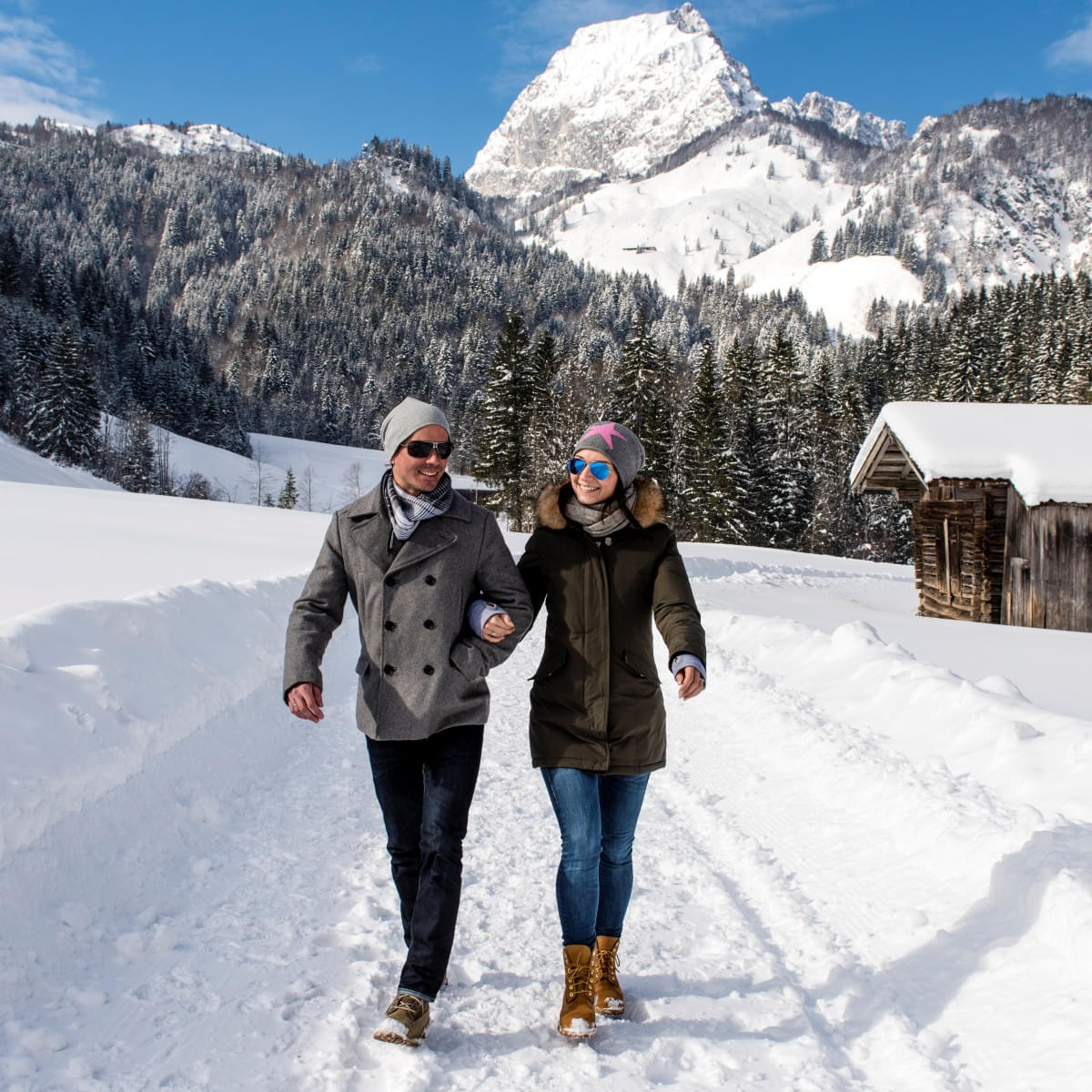 winterspaziergang-vor-dem-wilden-kaiser